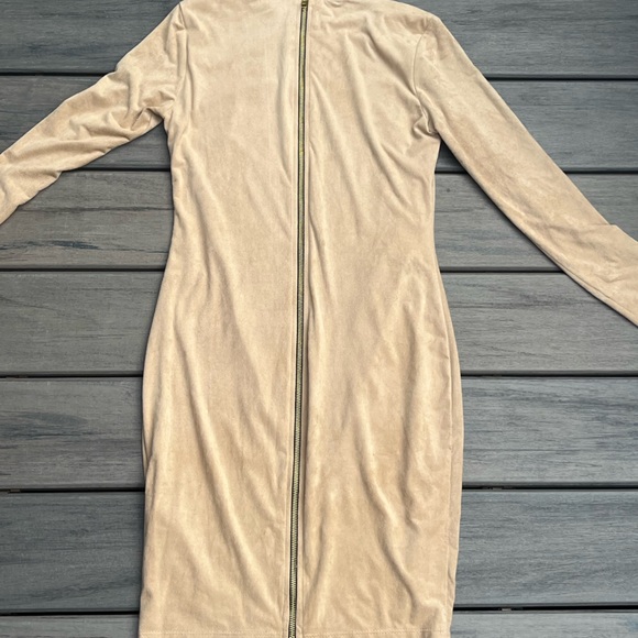 Hot Miami Styles; Nude Tone; Y2K Bodycon Dress; NWOT; Gold Tone Hardware - Picture 8 of 8